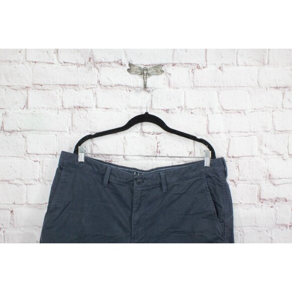 LL Bean Comfort Stretch Chino 8" Inseam Shorts Navy Blue Size 38 W - Picture 2 of 10